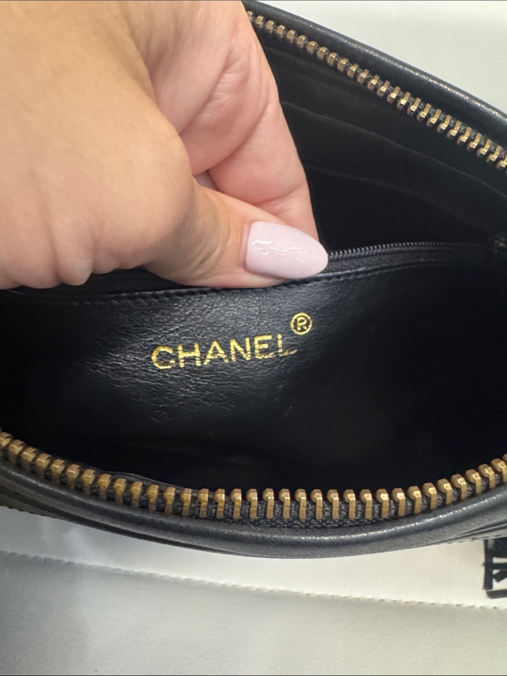 CHANEL Black Lambskin Crossbody Camera Bag with Gold Chain 0 series - Picture 7 of 8